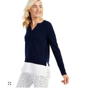Charter Club Women's V-Neck Sweater - Navy and White